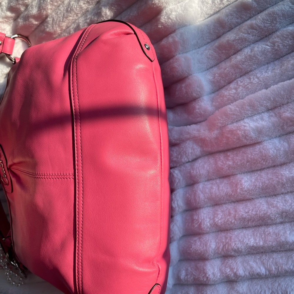 Coach Pink Shoulder Bag - Picture 5 of 9